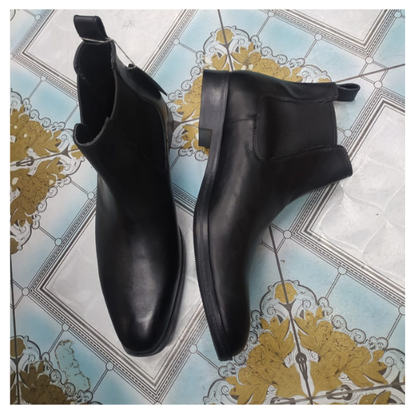 Men's Leather Chelsea Boots - Black - Image 2
