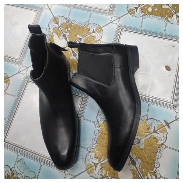 Men's Leather Chelsea Boots - Black - Image 3